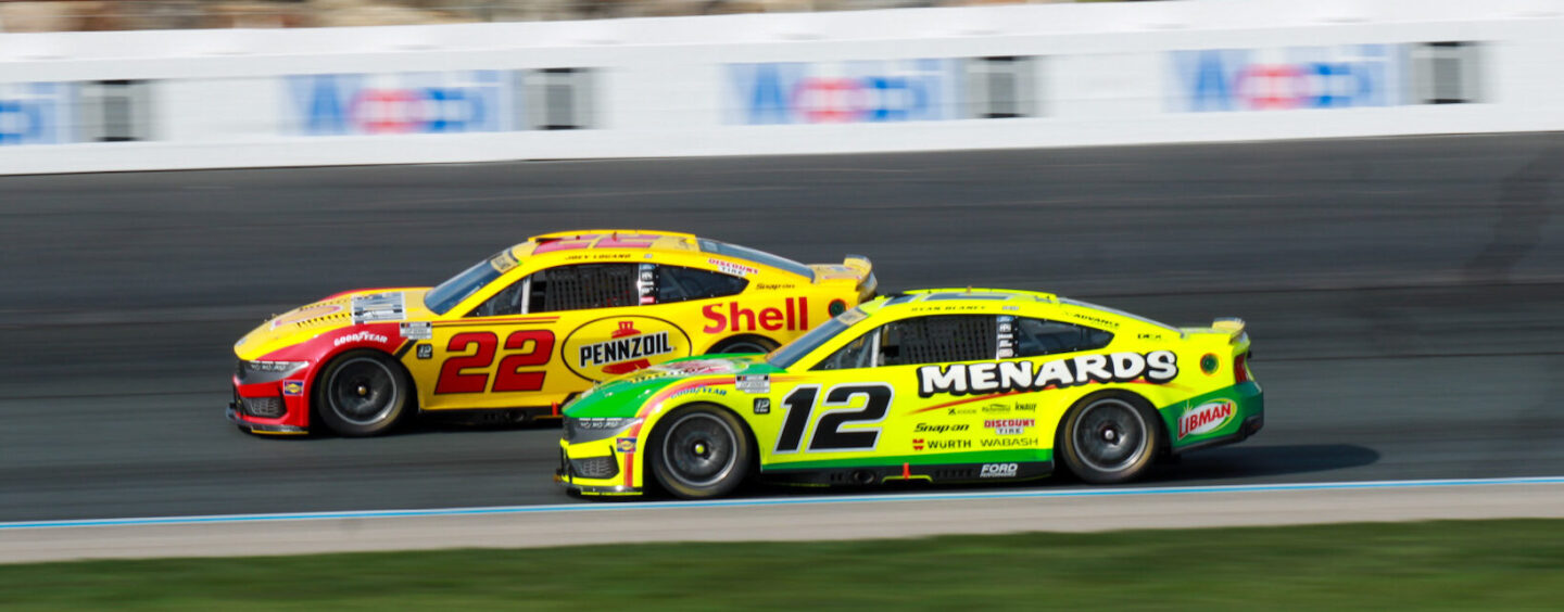 PHOTOS: NASCAR Cup Series Mobil 1 301 At New Hampshire Motor Speedway