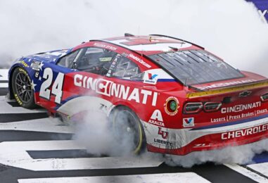William Byron Wins At Martinsville, Advances To Championship 4 In Phoenix