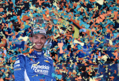 Kyle Larson Wins 2025 NASCAR Cup Series Championship With Pit Strategy In Overtime