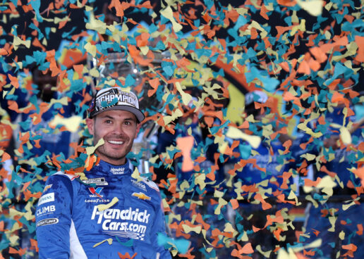 Kyle Larson Wins 2025 NASCAR Cup Series Championship With Pit Strategy In Overtime