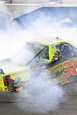 Chandler Smith Pulls Off Four-Wide Pass To Win Season Opener At Daytona