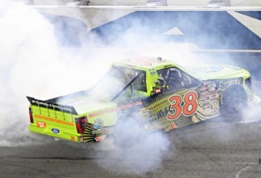 Chandler Smith Pulls Off Four-Wide Pass To Win Season Opener At Daytona