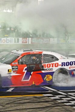 Connor Zilisch Holds Off Kyle Larson To Win At Bristol Motor Speedway On Old Tires