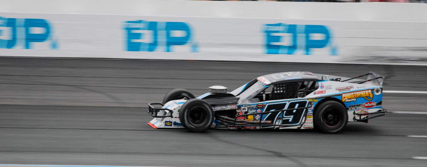 RECAP/PHOTOS: 2026 NASCAR Whelen Modified Tour Mohegan Sun 100 At New Hampshire Motor Speedway