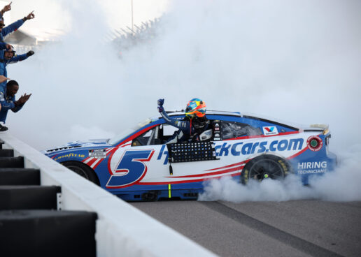 Kyle Larson Snaps 51-Race Winless Streak With WWTR Chase Victory
