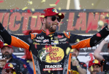 Chase Briscoe Makes Statement With Dominant Las Vegas Win